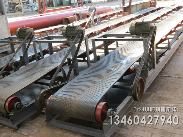 河南<a href='http://www.gnmgnm.cn/ss/pdj.html' title='皮帶輸送機(jī)' target='_blank'>皮帶輸送機(jī)</a>廠家介紹輸送托輥好壞的影響 河南皮帶輸送機(jī)廠家介紹輸送托輥好壞的影響