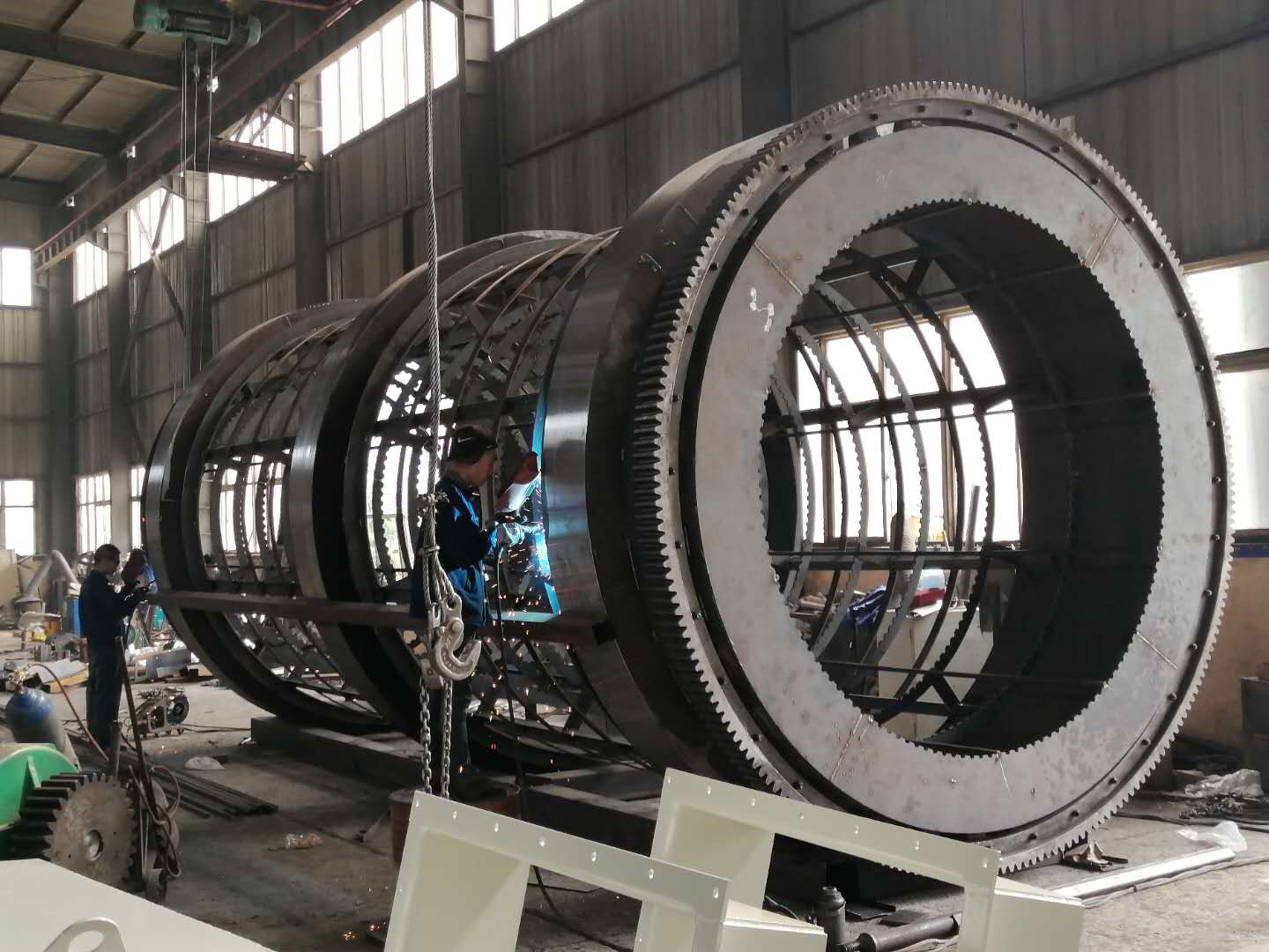 鵝卵石、木屑、垃圾使用滾筒篩分篩石較多